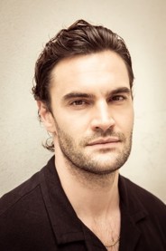 Tom Bateman