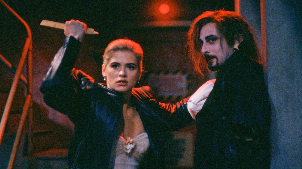 Buffy The Vampire Slayer: İlk Film kapak görseli