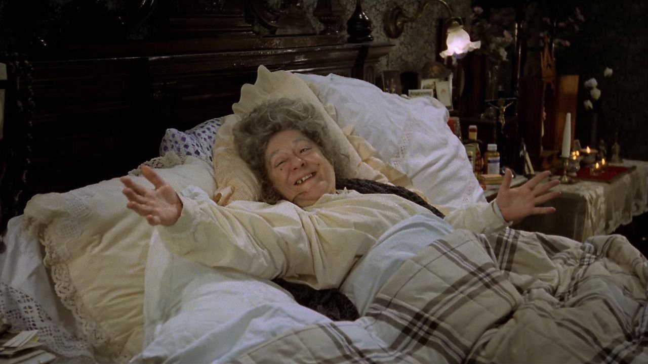 Mamá cumple 100 años kapak görseli