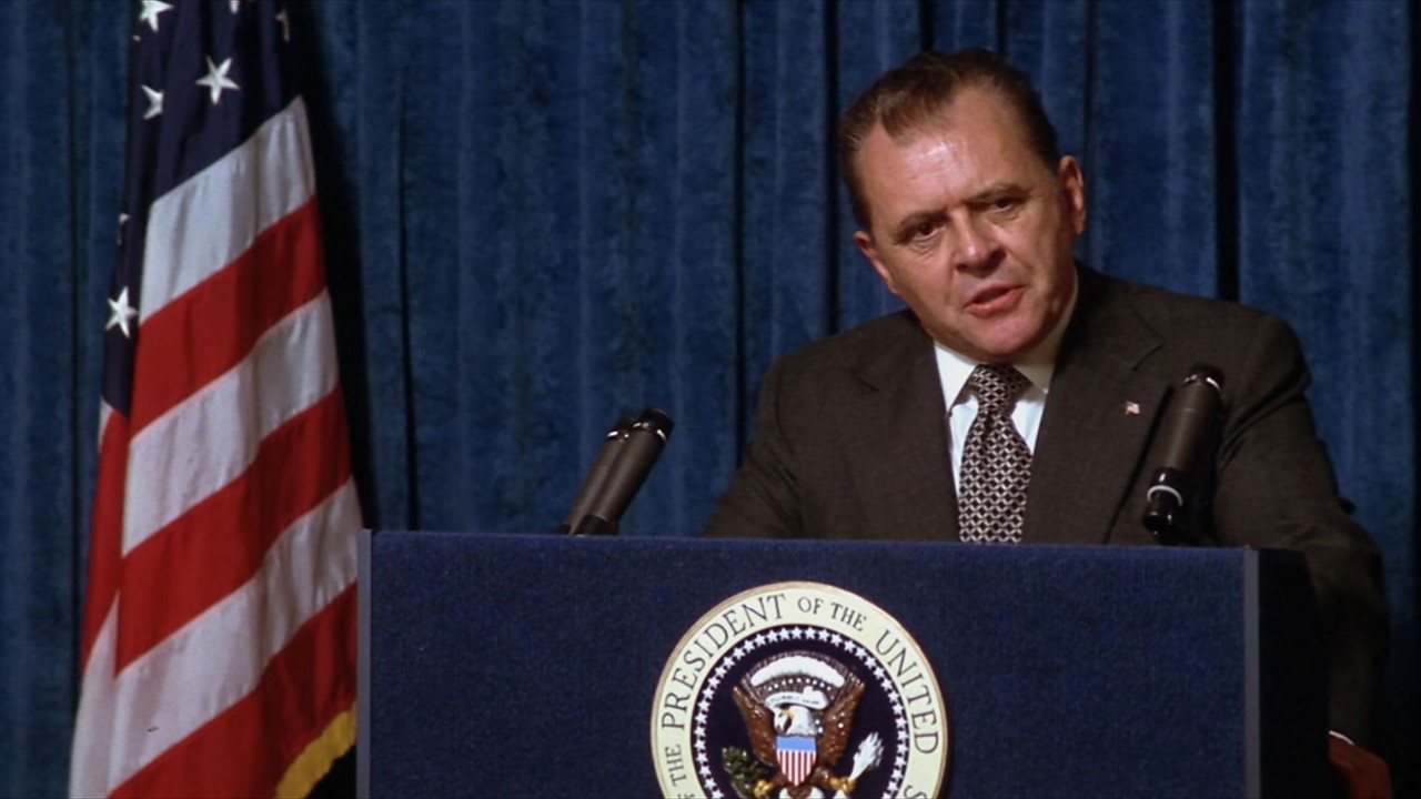 Nixon kapak görseli