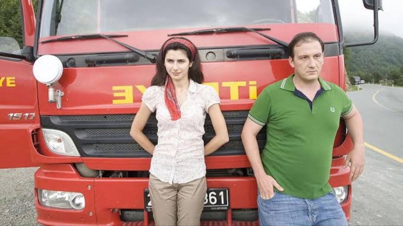 Yangın Var kapak görseli