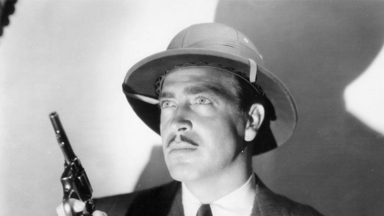 Bulldog Drummond in Africa kapak görseli
