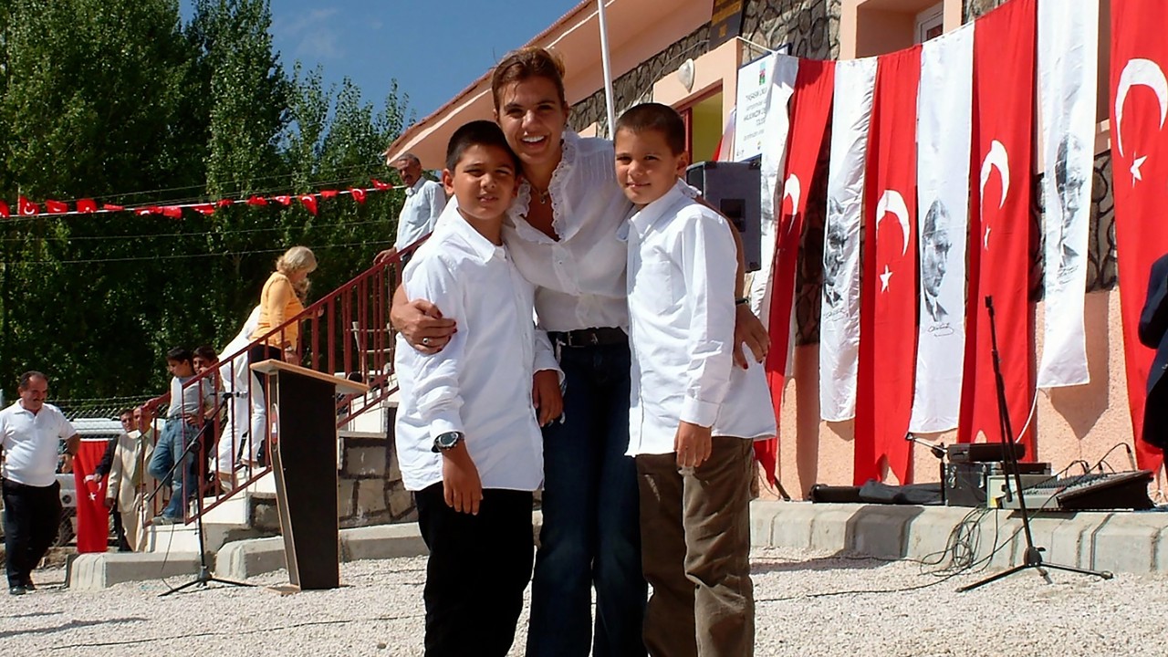 Dokunduğum Yürekler kapak görseli