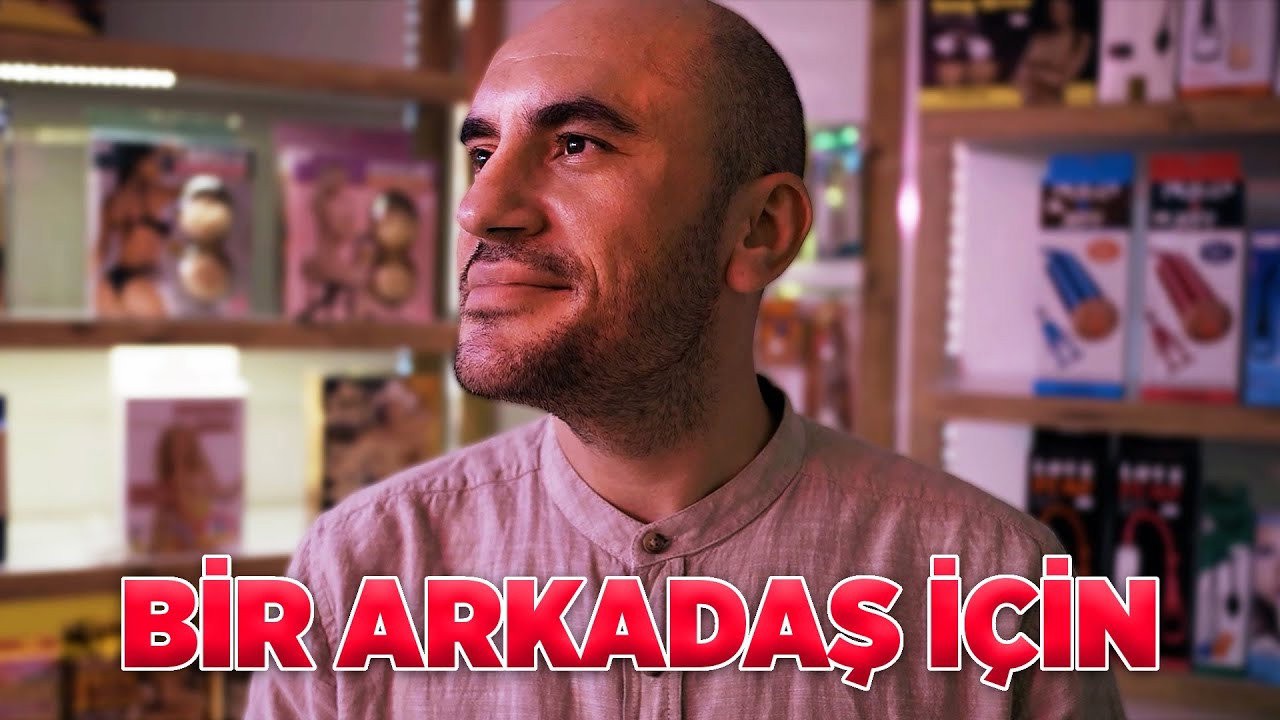 Bir Arkadaş İçin; Saklı Arzuların  Hikayesi kapak görseli