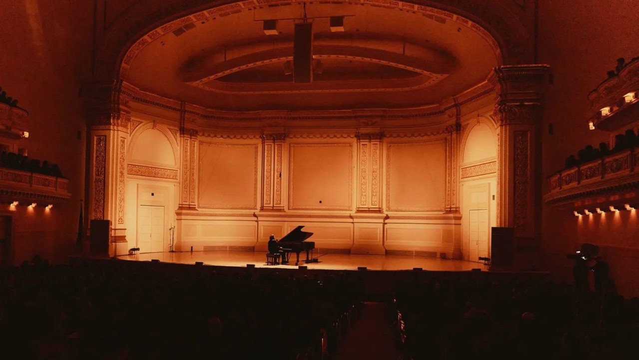 Cameron Winter at Carnegie Hall kapak görseli