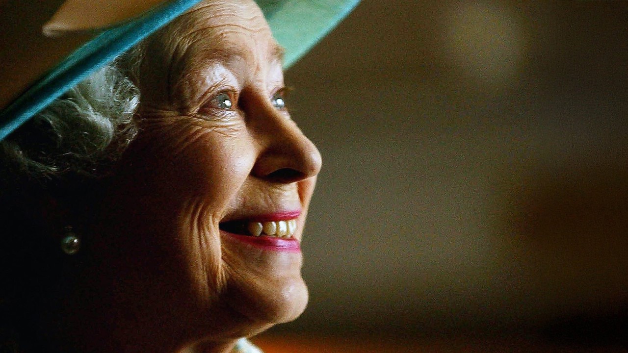 Queen Elizabeth II: Her Story, Our Century kapak görseli