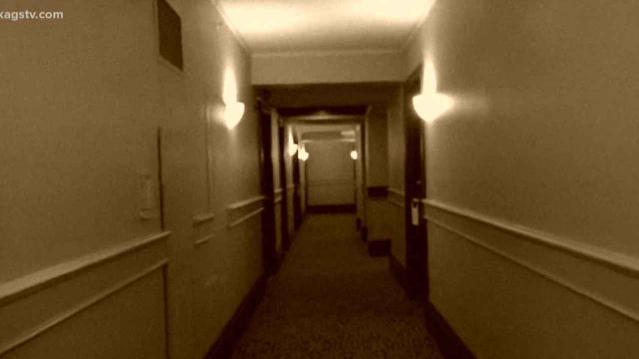 The Hotel Tapes kapak görseli