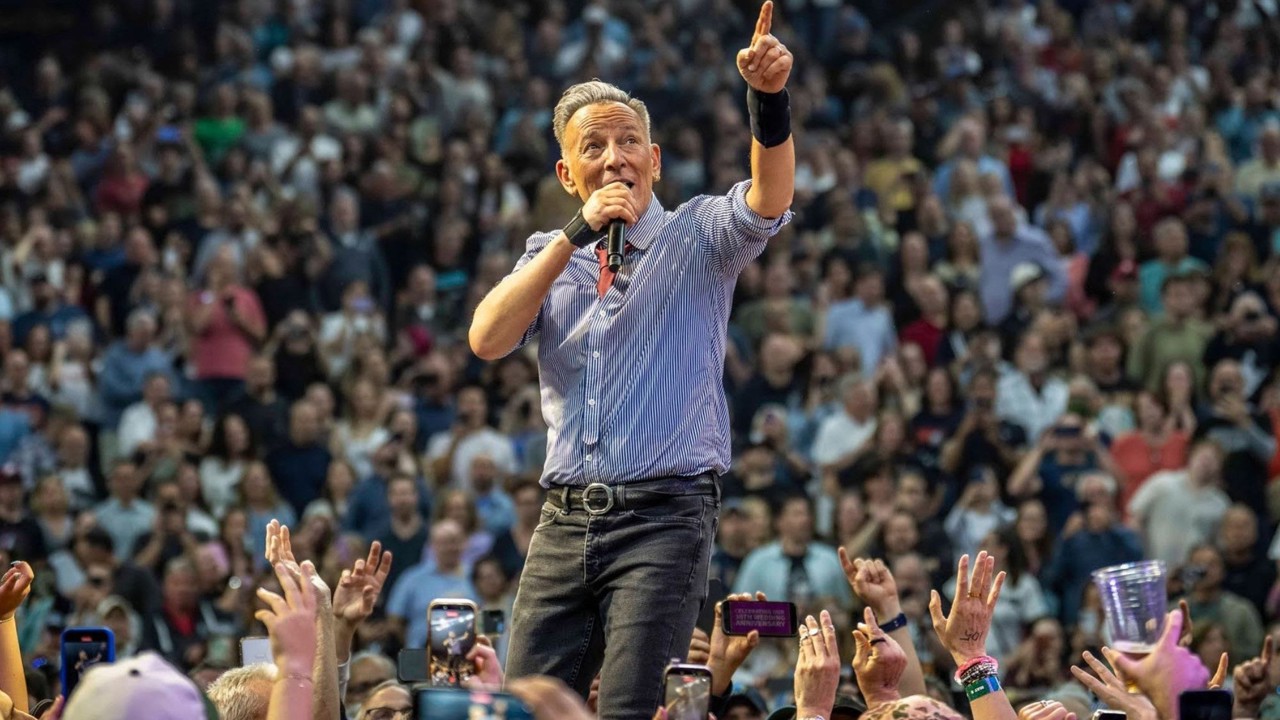 Bruce Springsteen and the E Street Band: Land of Hope and Dreams American Tour (Philadelphia Freedom Cut): Part One kapak görseli