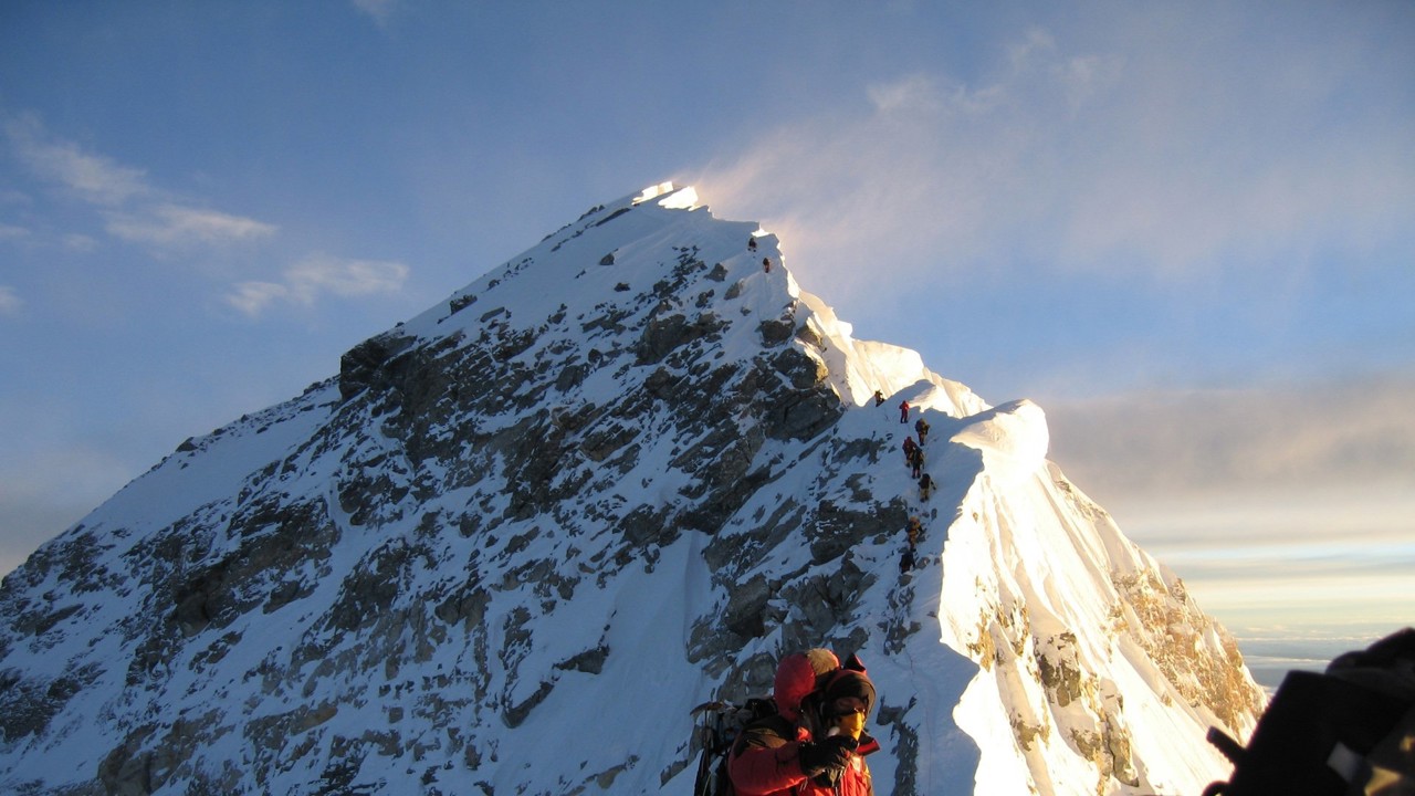 Everest kapak görseli