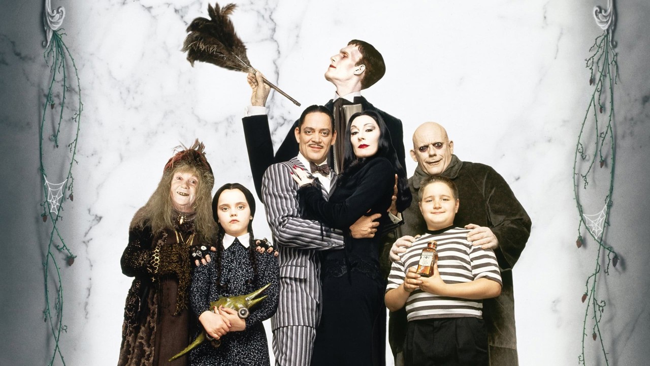 Addams Ailesi kapak görseli