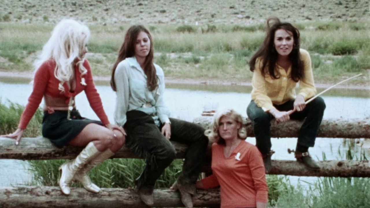 The Female Bunch kapak görseli