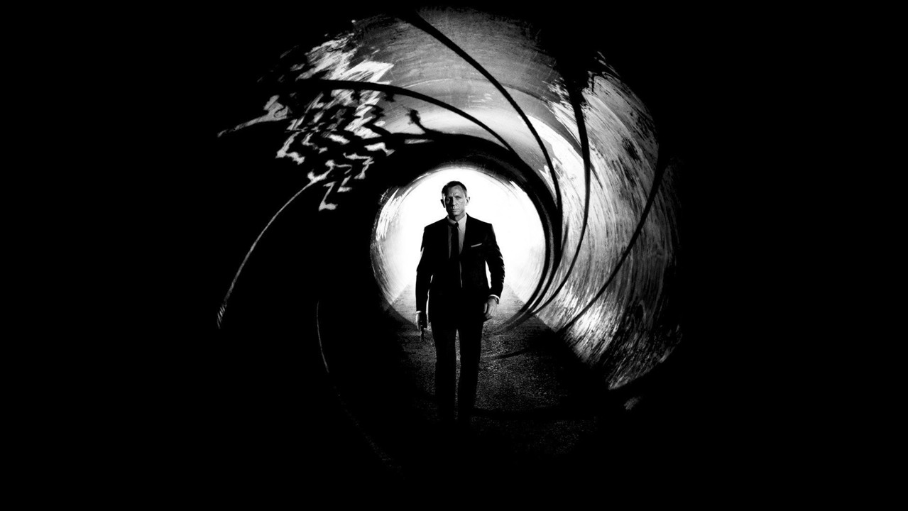 Skyfall kapak görseli