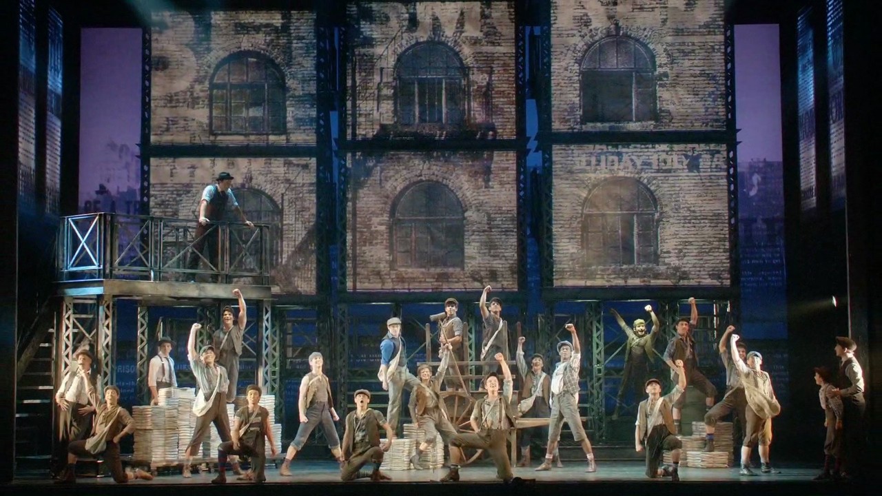 Newsies kapak görseli