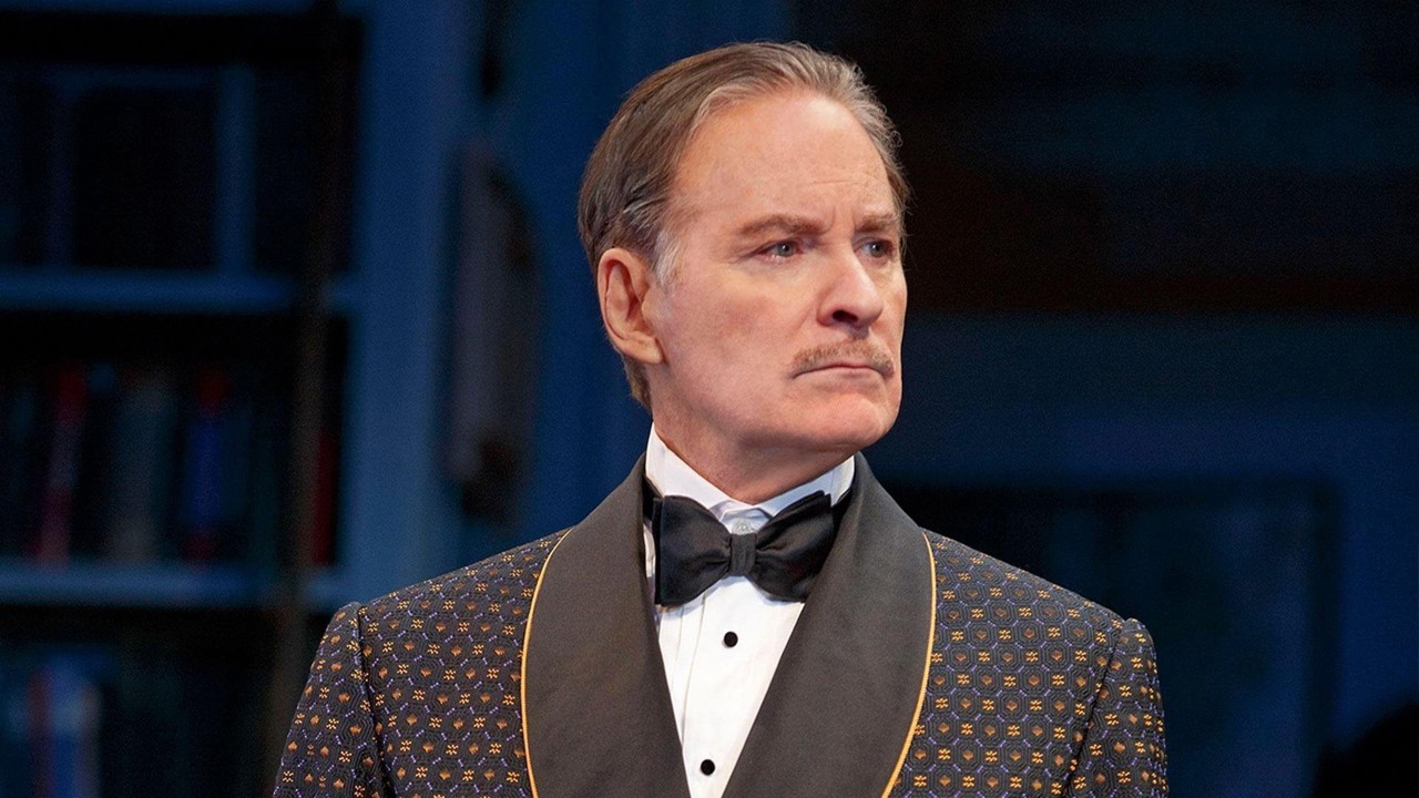 Noël Coward's Present Laughter kapak görseli