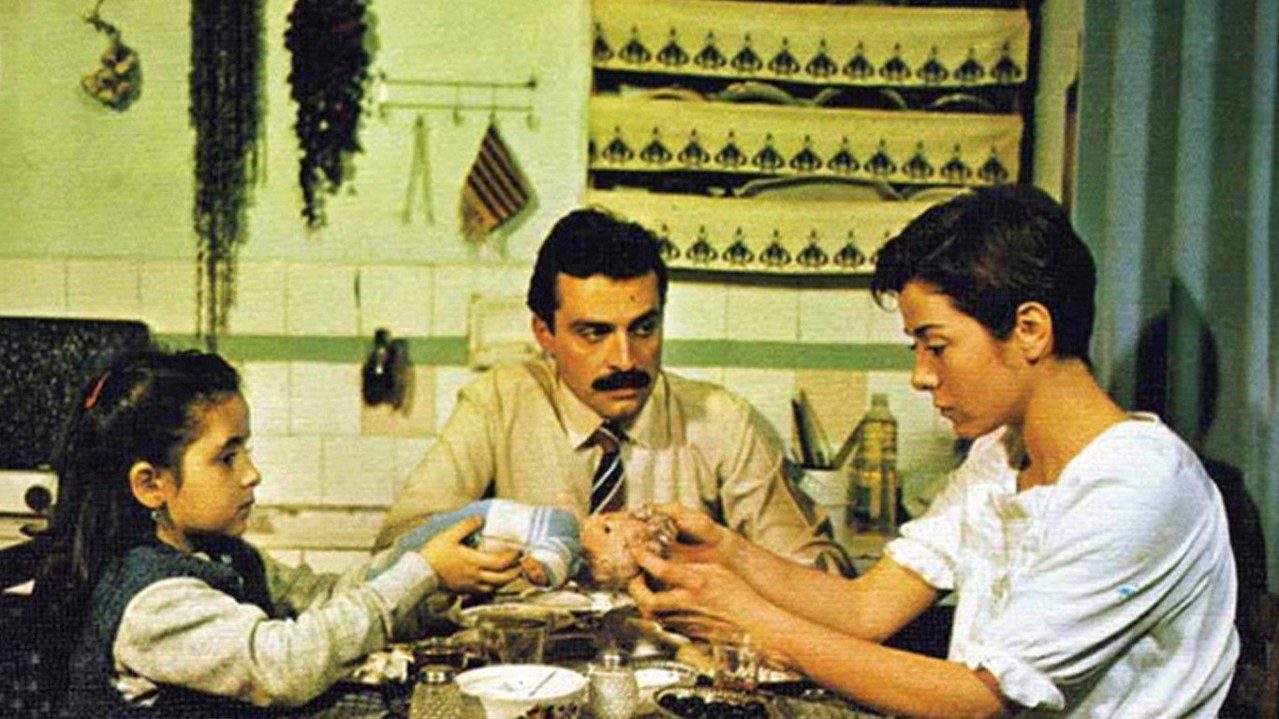 Kara Sevdalı Bulut kapak görseli