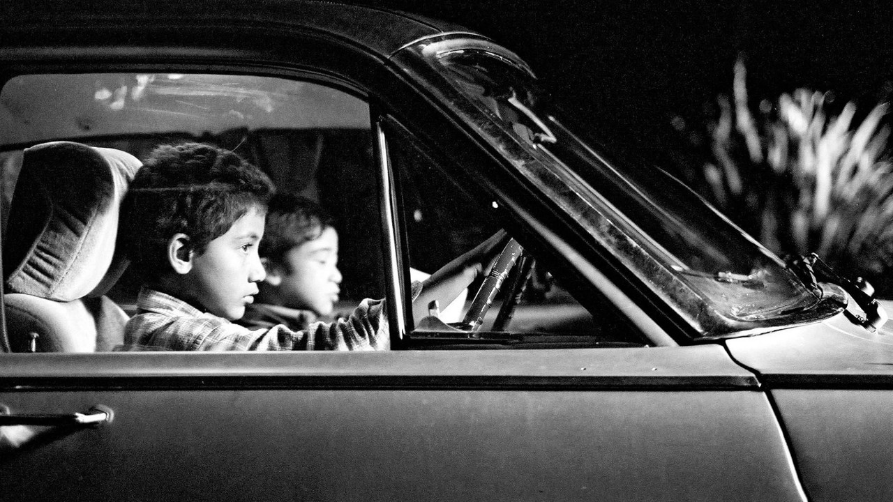 Two Cars, One Night kapak görseli