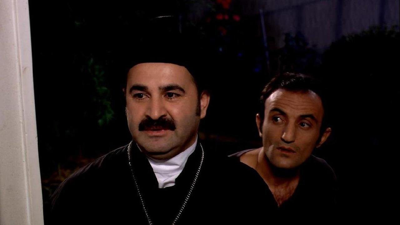Kutsal Damacana kapak görseli