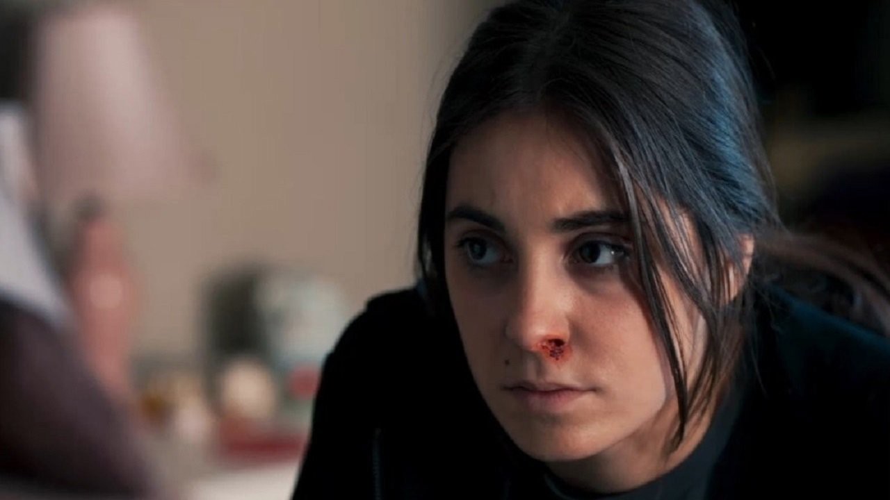 Duvardaki Sırlar kapak görseli