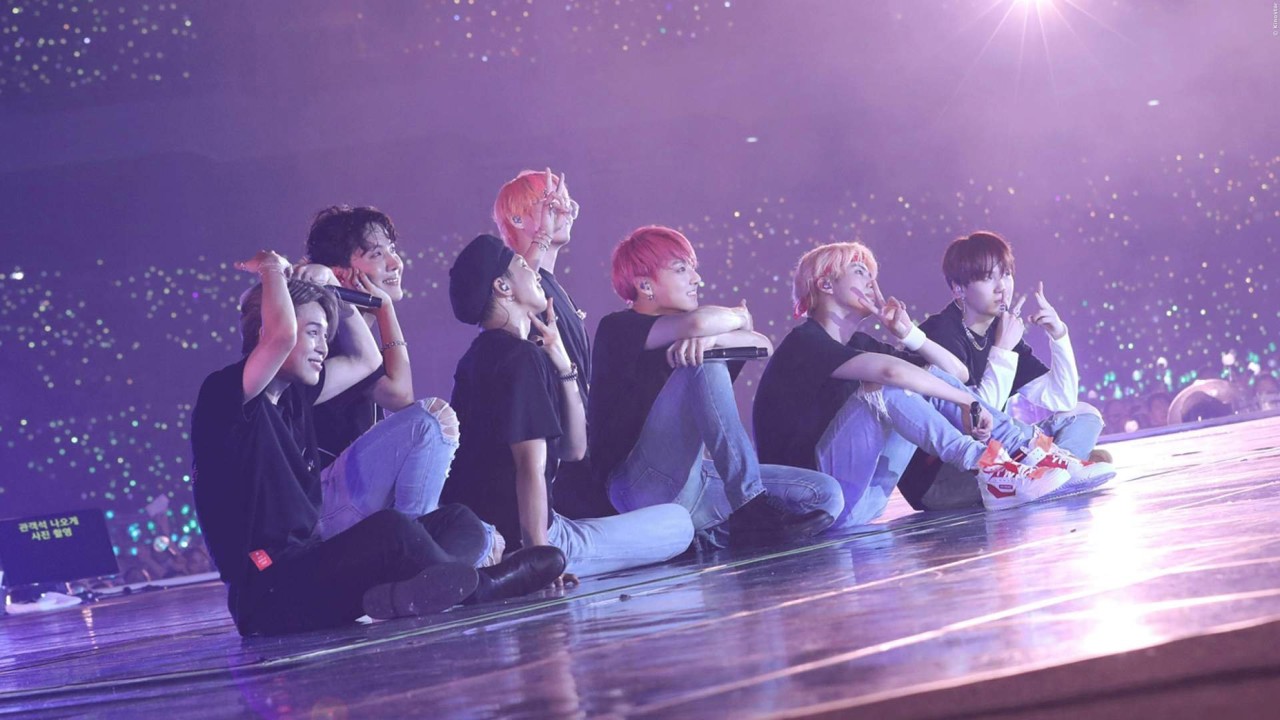 BTS World Tour: Love Yourself in Seoul kapak görseli