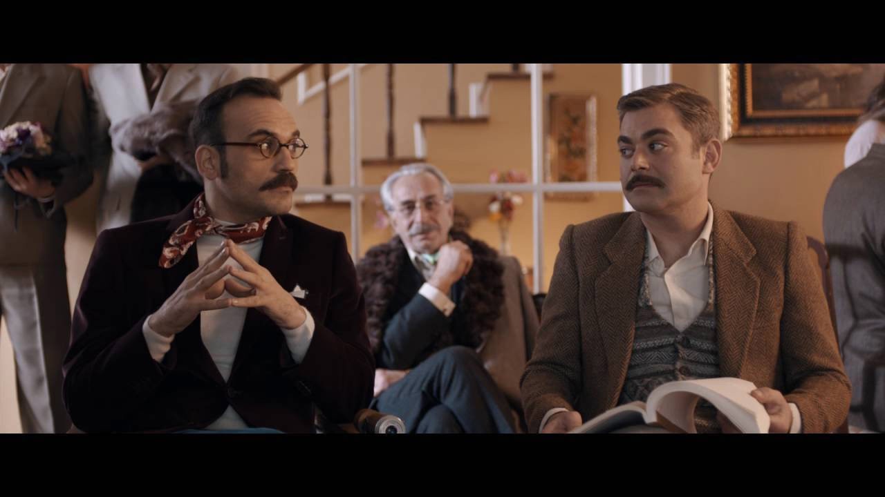 Müthiş Bir Film kapak görseli