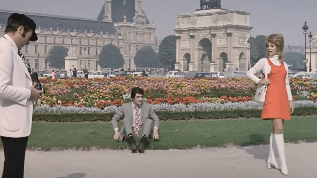 Kezban Paris'te kapak görseli