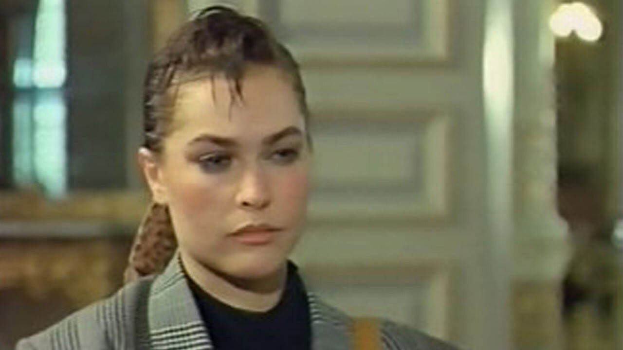 Öğretmen Zeynep kapak görseli
