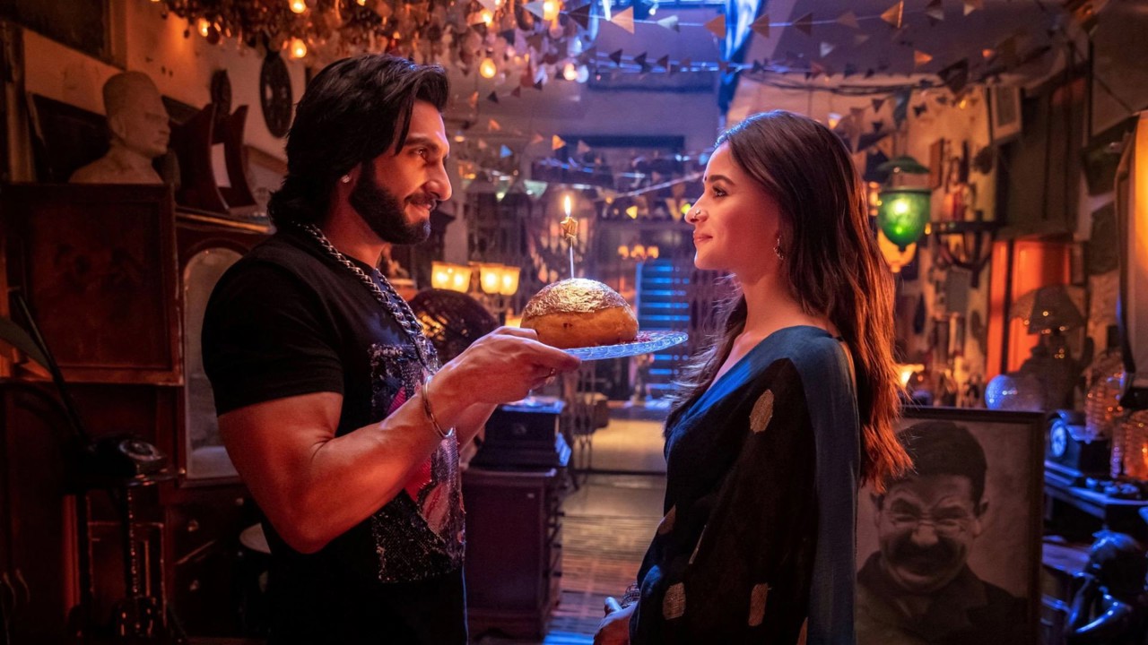 Rocky Aur Rani Kii Prem Kahaani kapak görseli
