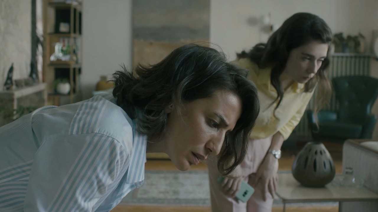 Zuhal kapak görseli