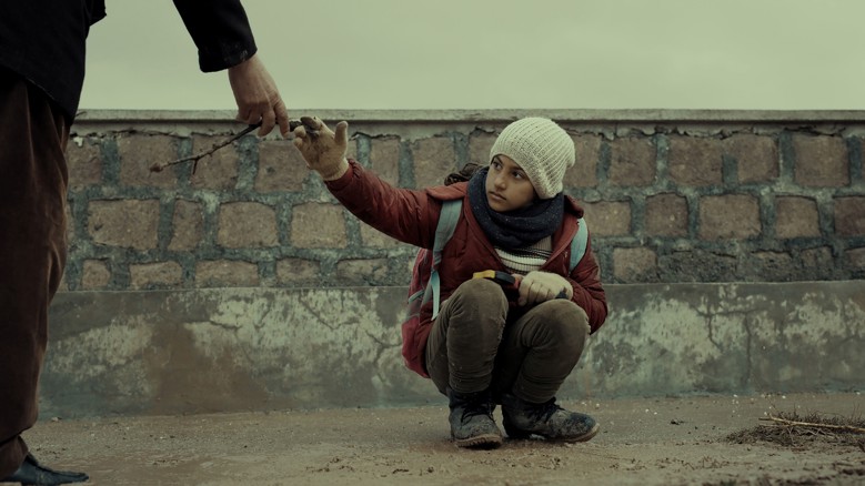 Bir Tutam Karanfil Fragmanı