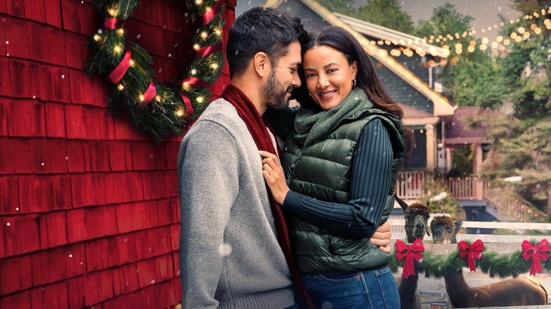 Christmas Under the Lights Fragmanı