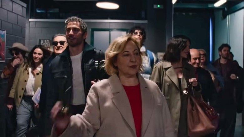 Aída y vuelta Fragmanı