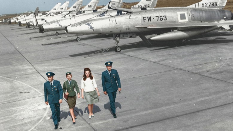 Şafak Bekçileri Fragmanı