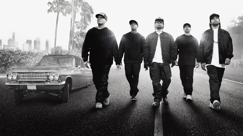 Straight Outta Compton Fragmanı