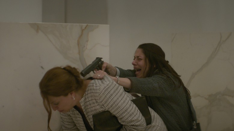 Bin Başlı Canavar Fragmanı