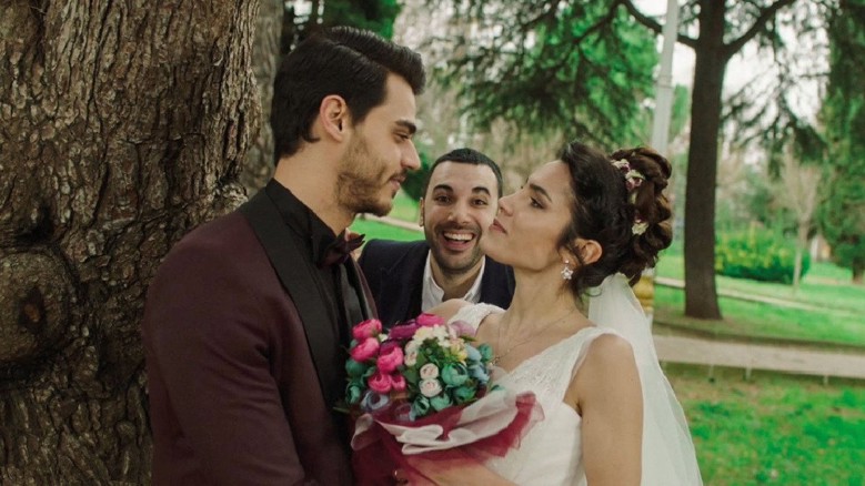 Kim Daha Mutlu Fragmanı
