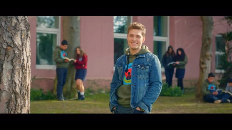 Sesinde Aşk Var Fragmanı