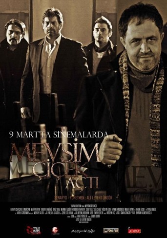 Mevsim Çiçek Açtı