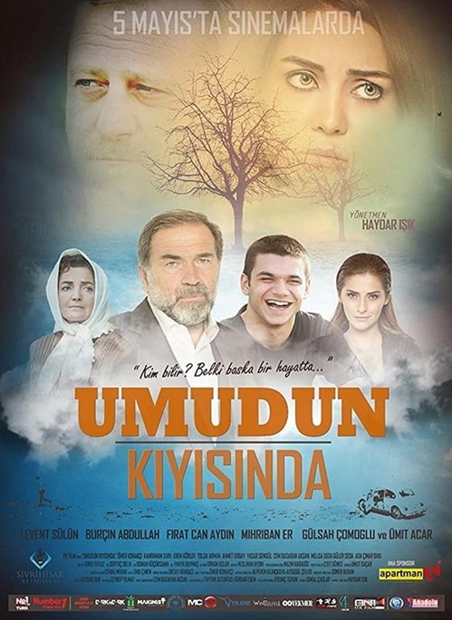 Umudun Kıyısında kapak görseli