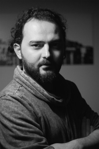 Özgür Bakar