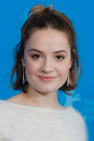 Ella Øverbye