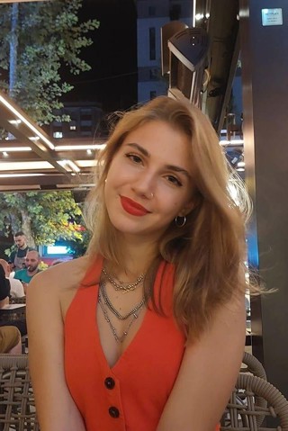 Dora Akan Zlatanova