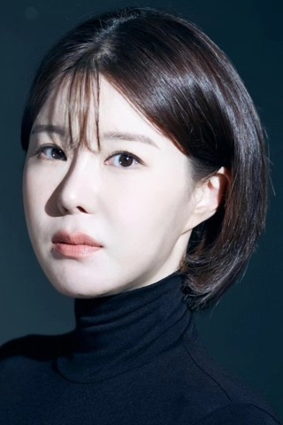 Chae Si-eun
